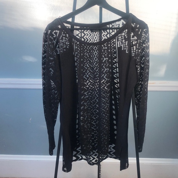 FREE !buy 1 purple dress  and the 3 shirts  are free ! you will receive 4 items - Picture 6 of 6